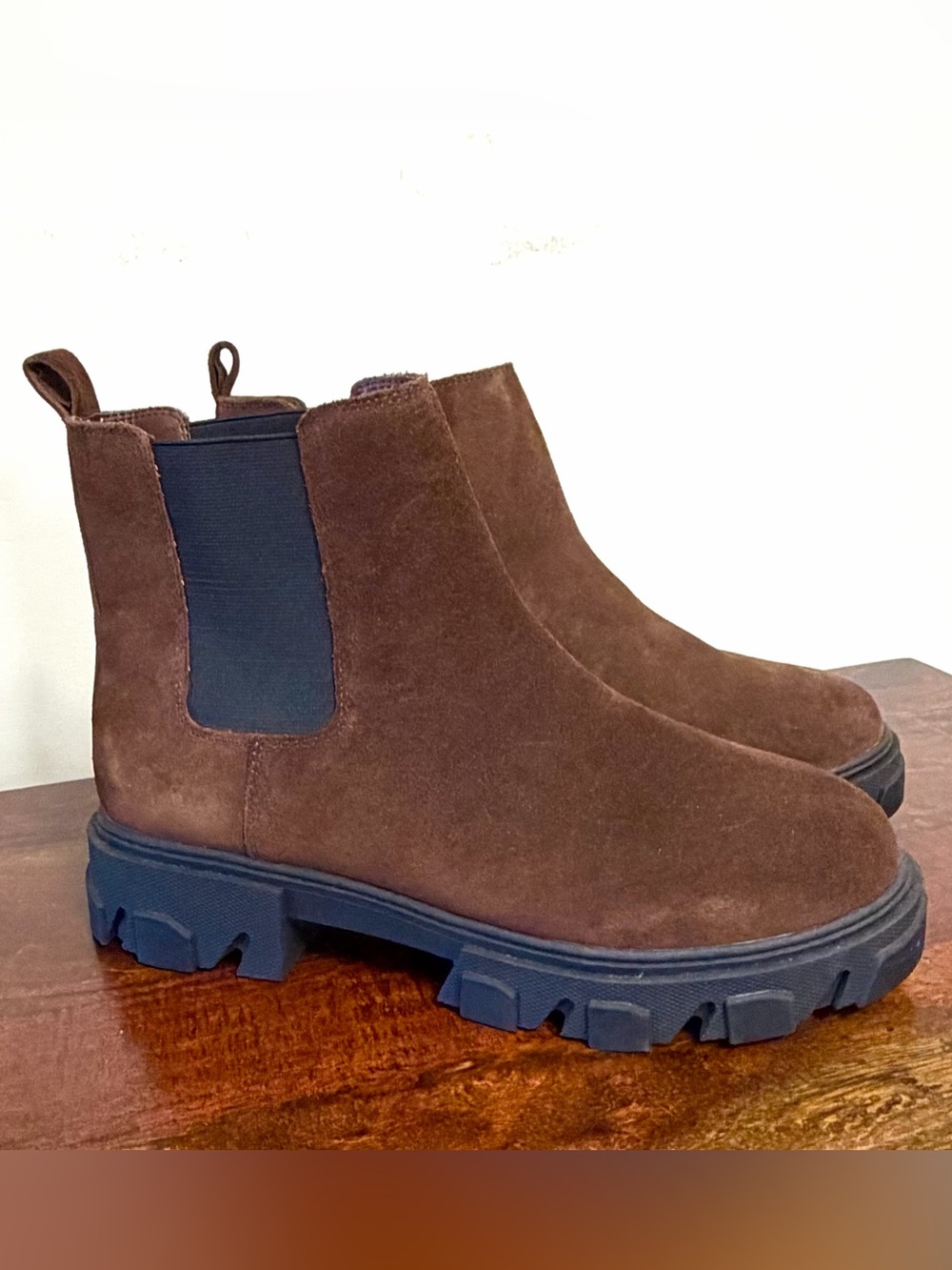 Urban Outfitters Mens Lorenzo Chunky Chelsea Boots Chocolate Oiled Suede Size 10